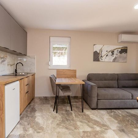 Posejdon Lux Apartment Utjeha Ngoại thất bức ảnh