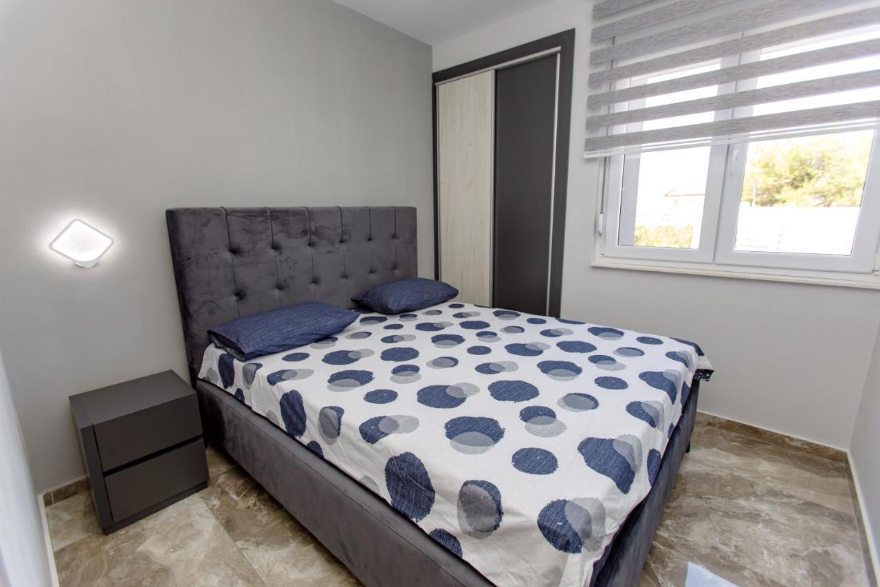 Posejdon Lux Apartment Utjeha Ngoại thất bức ảnh