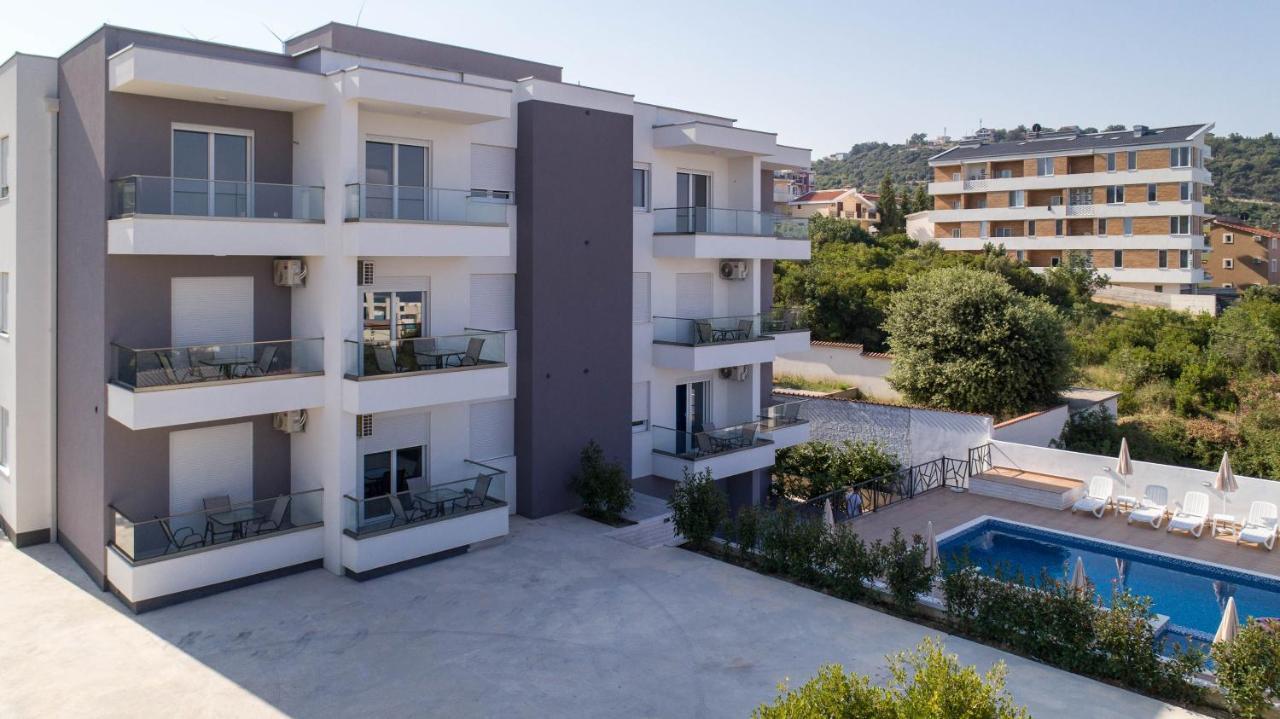 Posejdon Lux Apartment Utjeha Ngoại thất bức ảnh