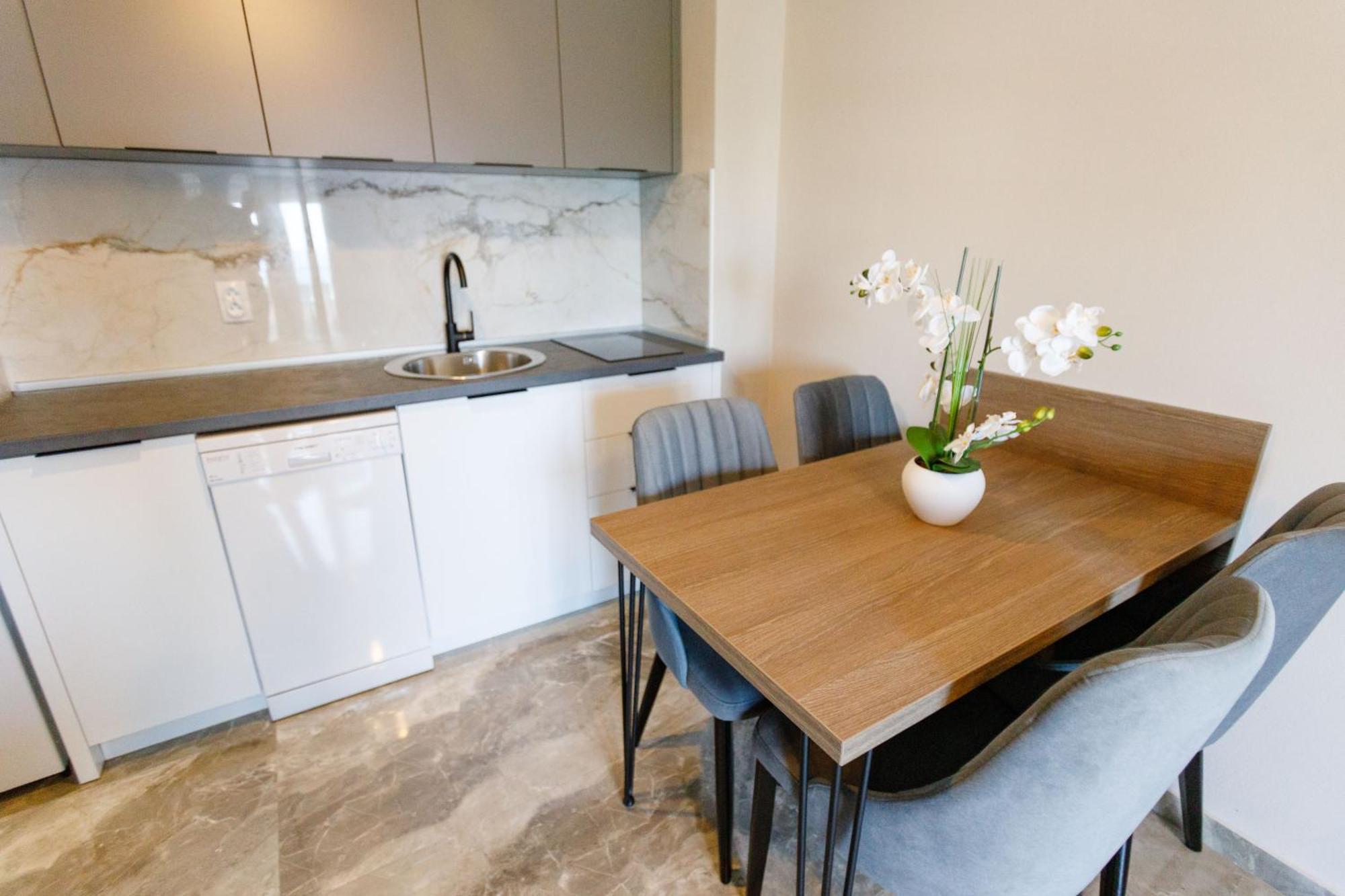 Posejdon Lux Apartment Utjeha Ngoại thất bức ảnh